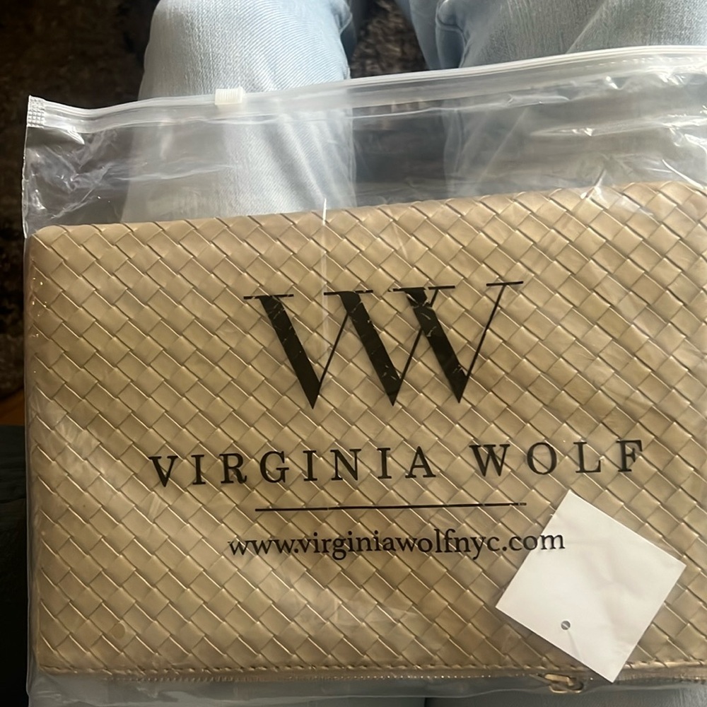Virginia Wolf clutch bag, brand new, gold woven with tassel